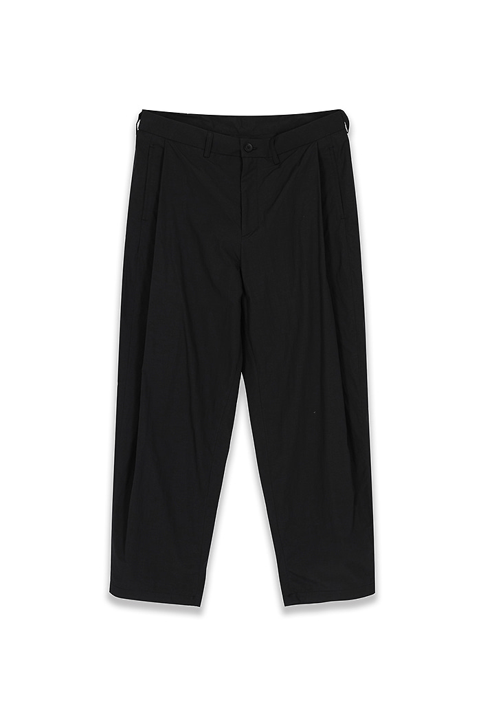 ● 70%) Waist Round Taperd Fit Washed Nylon Pants_Black