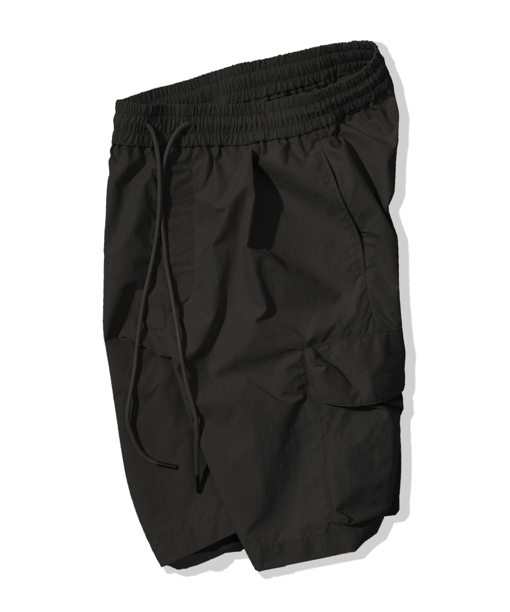 Paper Nylon Cargo Bermuda Pants_Black