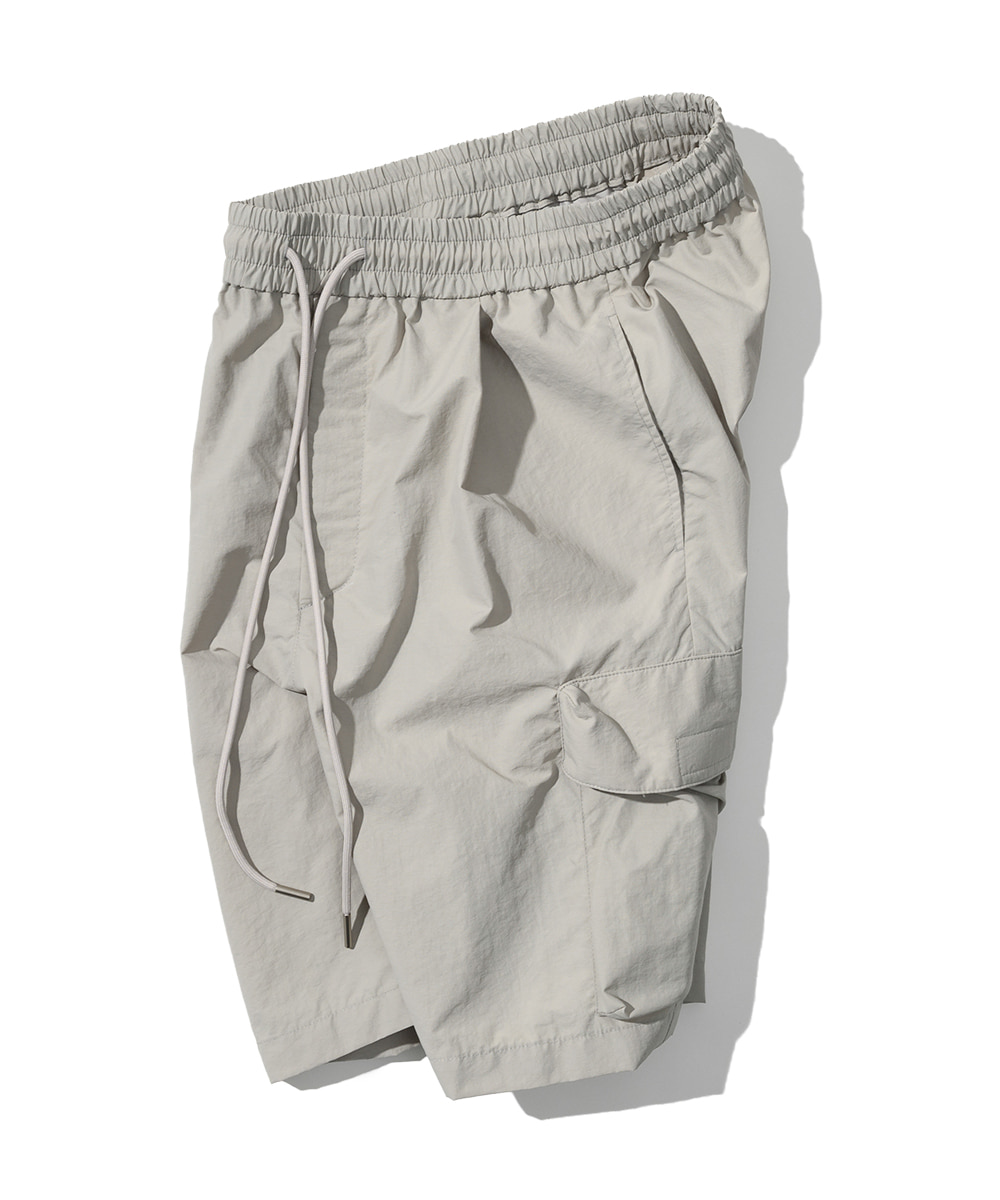 Paper Nylon Cargo Bermuda Pants_Stone Beige