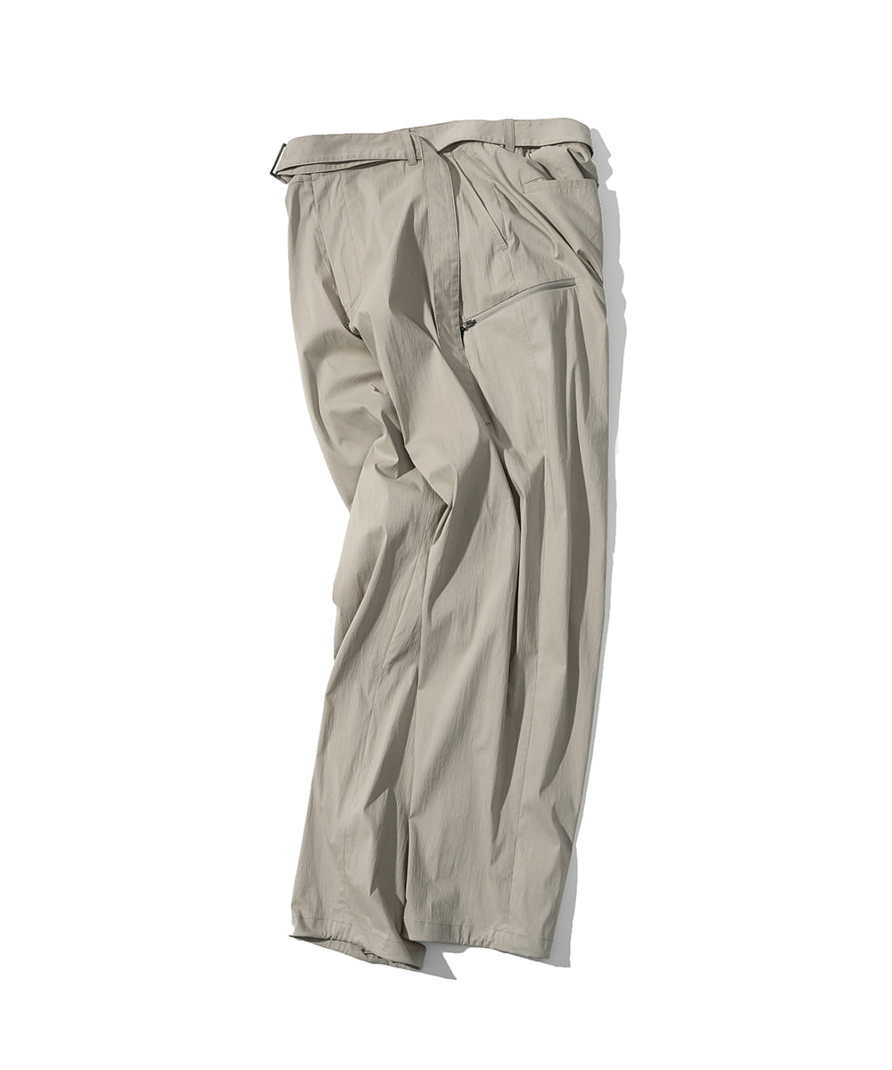 ● 70%) Tapered Fit Belted Nylon Utility Trouser_Useful Gray